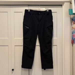 KUIU Men's Black Cargo Pants